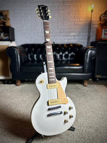 Gibson Les Paul Tribute 60s P90 2011 Alpine White.