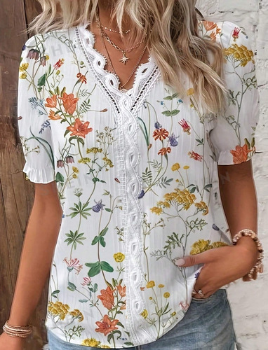 Blusa Feminina Emenda De Renda Com Estampa Floral