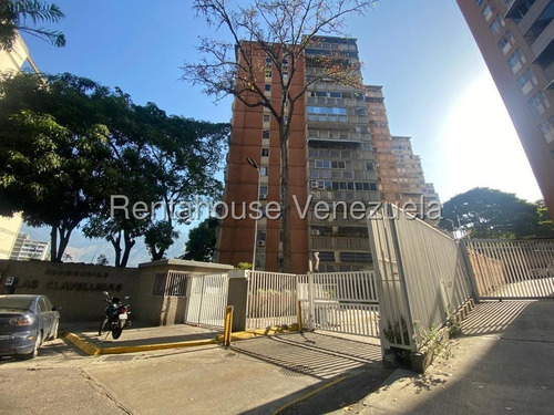 En Macaracuay Apartamento Amplio 25-18533 G.s.