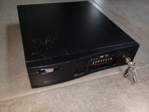 Gabinete Externo Rorke Scsi I Con Disco Rigido 9gb