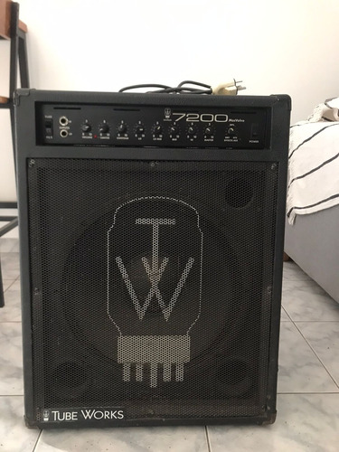 Amplificador De Bajo 100w Tubeworks 7200