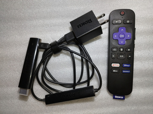 Roku Streaming Stick 4k 3820 Usado Control De Voz 1gb Ram