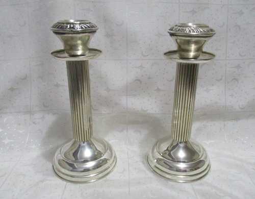 Antiguo Par Candelabros Plateados Metal Ingles 22 Cm Alto