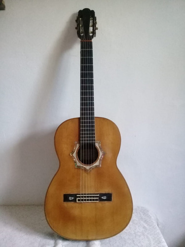 Guitarra Antigua Casa Nuñez  Gardel  Año 1929
