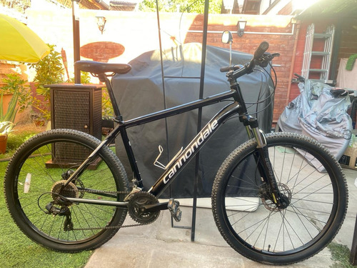 Bicicleta Cannondale Negra Aro 27.5