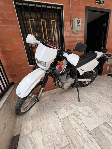 Suzuki Dr 650