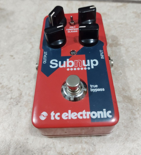 Pedal De Efecto Tc Electronic Sub 'n' Up Octavador Rojo