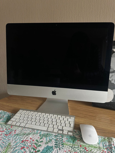 Apple iMac  Core I5  3.1 21.5  (4k, Late 2015)