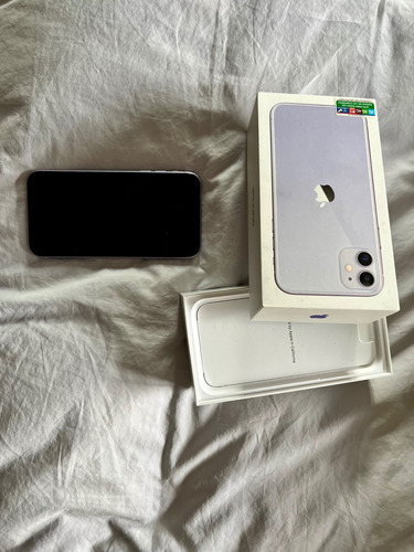 Apple iPhone 11 (256 Gb) - Morado