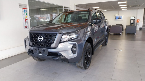 Nissan Frontier Platinum 4x2 At