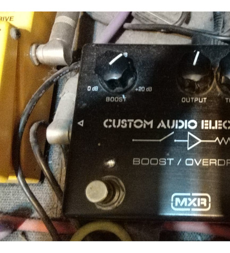 Pedal P/guitarra Boost/overdrive Mxr Mc402 Color Negro