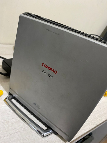 Mini Computador Compaq T20 No Estado Com Fonte  Ligando