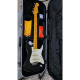 Fender Stratocaster Classic Series 50's Con Estuche Skb