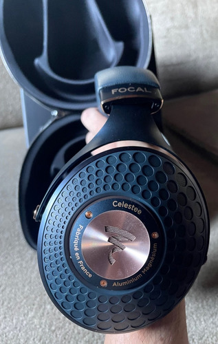 Fone Focal Celestee High-end Closed-back Headphones