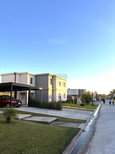 Casa De 2 Dormitorios En Venta En Casas De Santa Ana, Villanueva, Tigre