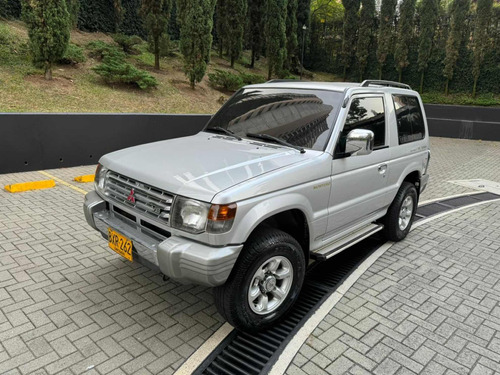 Mitsubishi Montero 3.0 V13 2011