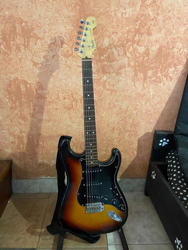 Guitarra Eléctrica - Fender Stratocaster