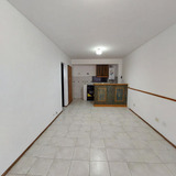 Departamento, Un Dormitorio, Luminoso, Terraza, Parrillero