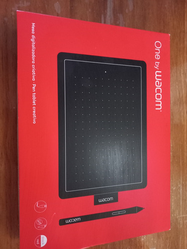 Tableta Gráfica Wacom One By Wacom Ctl-472  Negra Y Roja