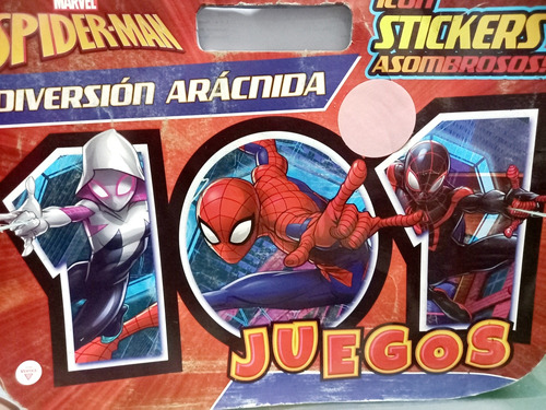 Spiderman, 101 Juegos C/ Stickers+porta Dni+pin+autito