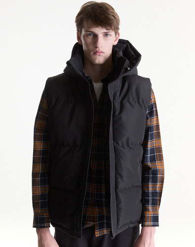 Chaleco Puffer Negro Con Capucha Equus Nyon De Hombre