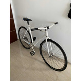 Bicicleta Create Fixie M. 52.  Permuto Cuadro Aventon