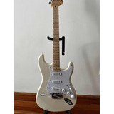 Guitarra Eléctrica Squier Stratocaster By Fender