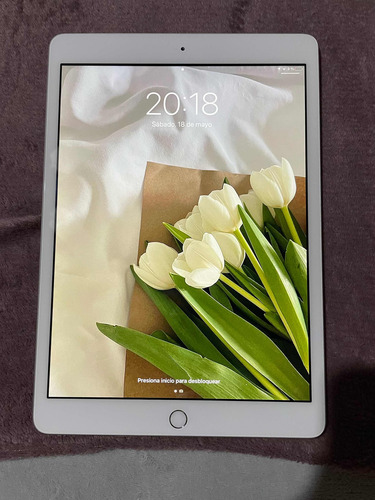 iPad 8va Generación De 32 Gb Con Cargador Y Caja Original