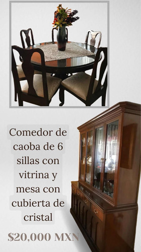 Comedor De Caoba Con Vitrina,  6 Sillas, Mesa Redonda.