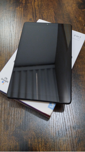 Lenovo Smart Tab M8 