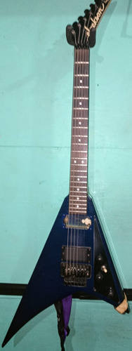 Guitarra Jackson Performer Cola De Tiburón Con Emg 81 