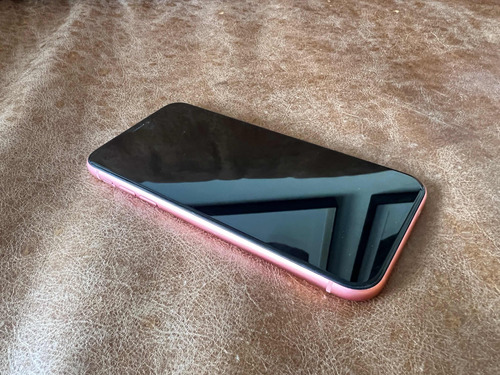 iPhone XR 64 Gb, Batería 87%