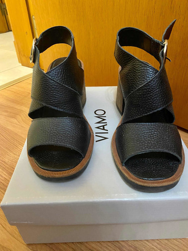 Sandalias Viamo De Cuero