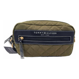 Bolsa Bandolera Tommy Hilfiger 69j8636 Diseño Lisa De Sintético  Verde Musgo Con Correa De Hombro Azul Asas Color Azul Y Herrajes Dorado