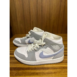 Tenis Nike Jordan 1 Mid