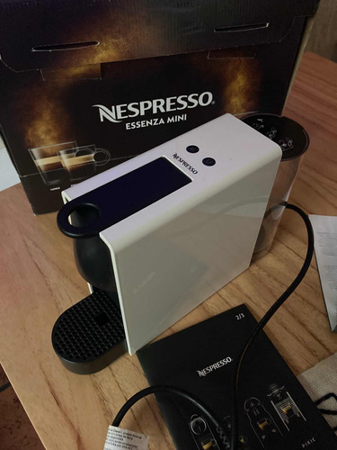 Cafetera Nespresso Mini