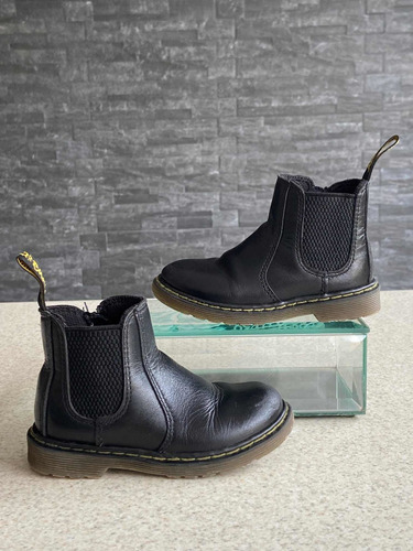 Botas Dr. Martens Originales Para Niño