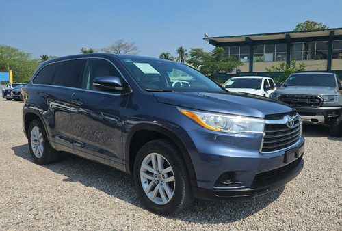 Toyota Highlander 3.5 Le At 2015