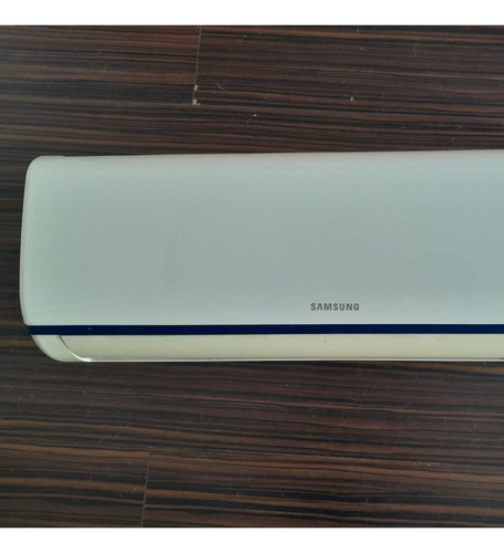 Excelente Aire Acondicionado Samsung 2700 Frio