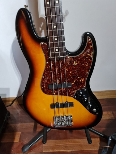 Bajo Fender México Activo  Con Mic Emg Y Puente Badass