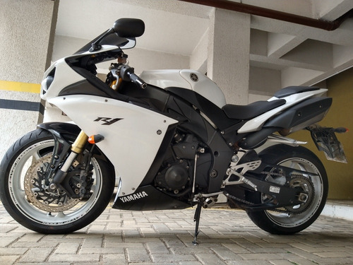 YAMAHA YZF R1 1000