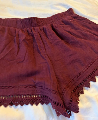 Short Bordo Forever 21