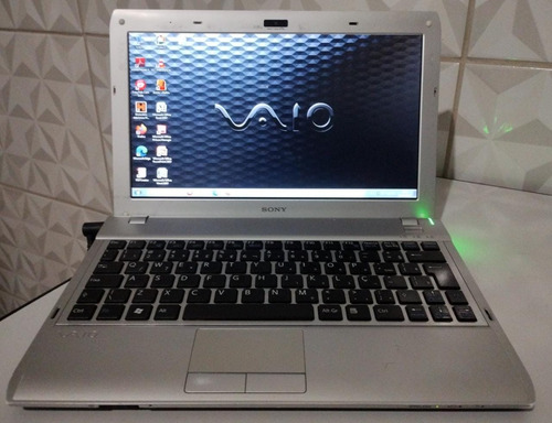 Netbook Sony Vaio Com Hdmi -tela 11,6 Pol- Leia Tudo-  Win_7