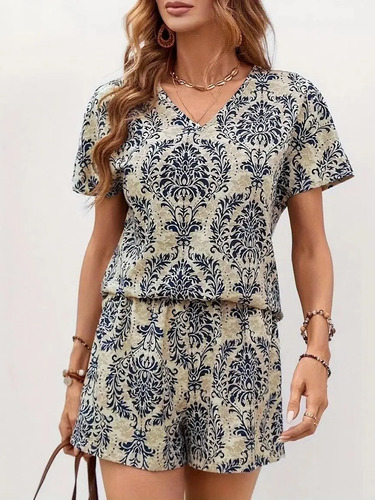 Conjunto Casual De Top Y Pantalón Corto De Mujer