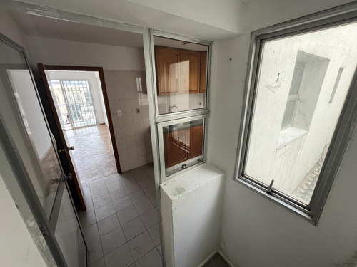 Apartamento En Venta 2 Dormitorios Rambla De Malvín - Imagen 3