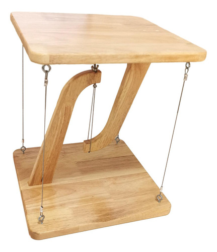 Mesa De Madera Con Estructura De , Juguete Cuadrado