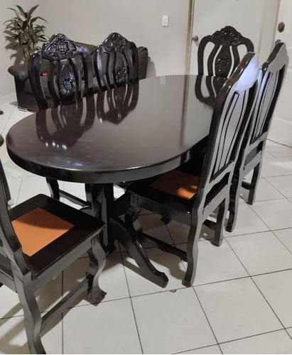 Comedor De Madera De Amapa