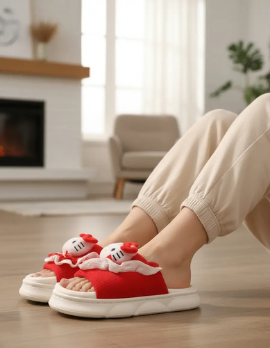 Pantuflas Cómodas Moda Hello Kitty Mujer Regalo Calientitas | Meses sin interés