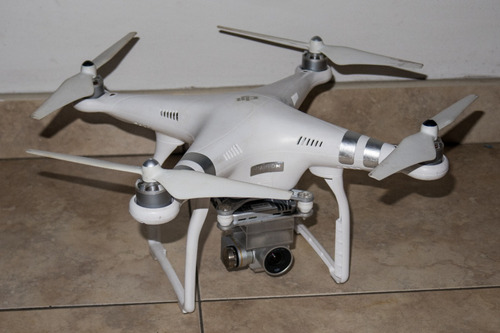 Dji Phantom 3 Advanced 2,7k, 3 Baterías Y Maletín Original