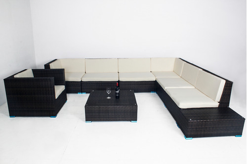 Juego De Sillones Y Mesa De Rattan